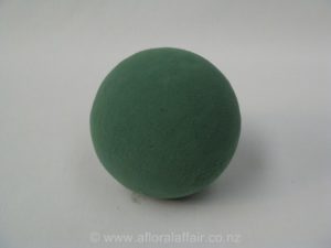 Floral Foam Sphere 16 cm wet